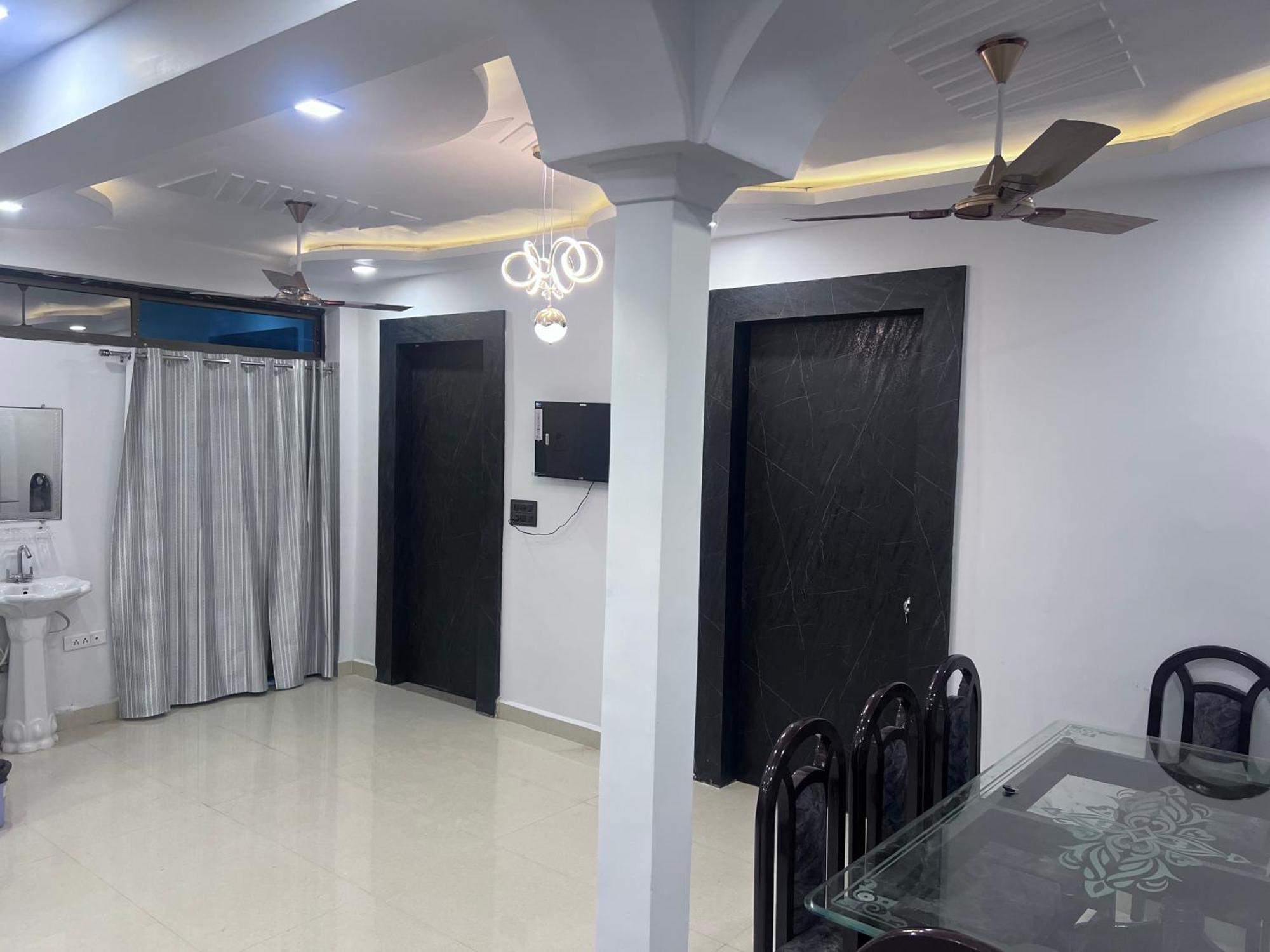 J K Apartment Prayagraj Ngoại thất bức ảnh